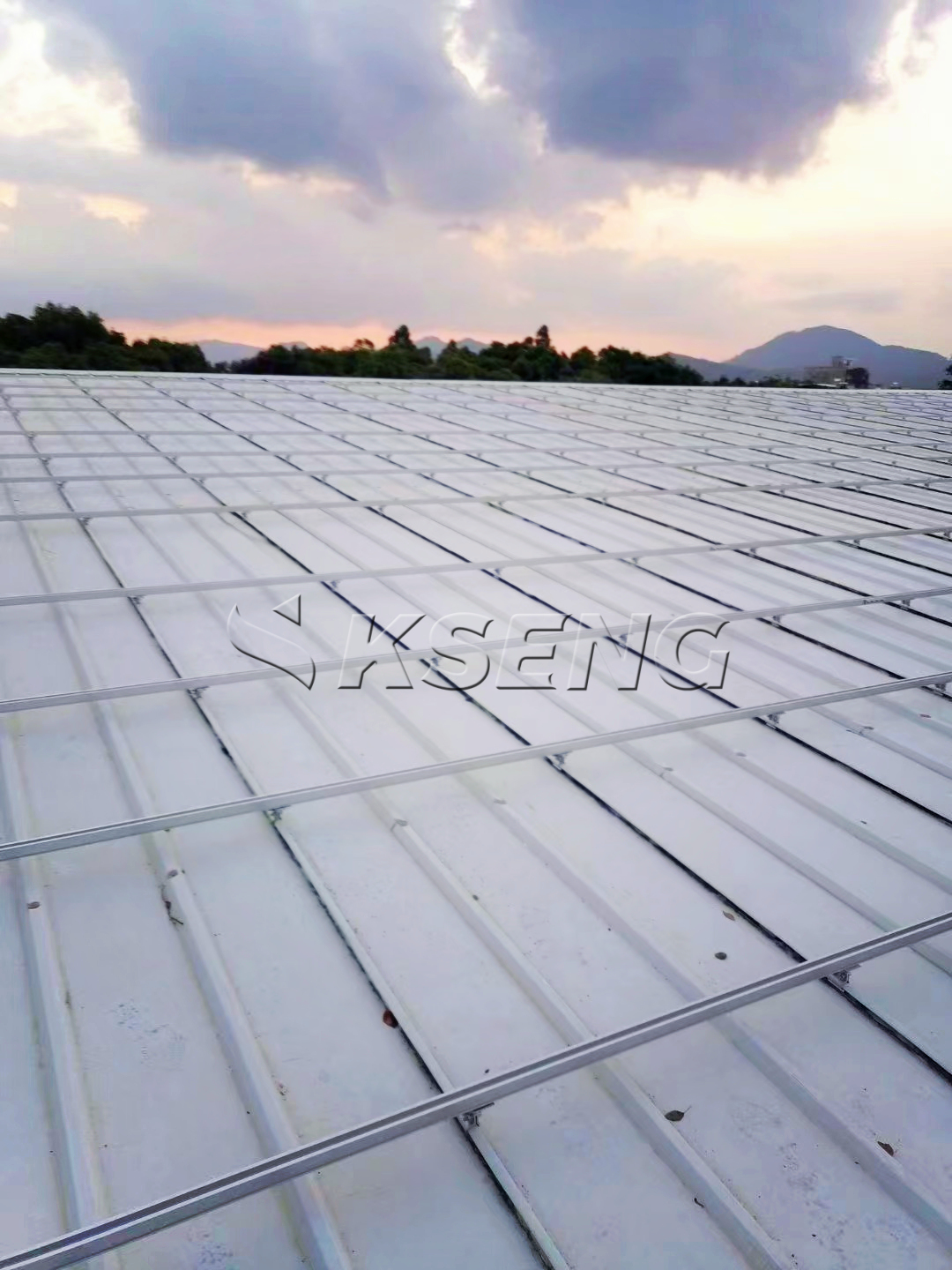 惠州彩晶屋顶光伏支架3.5MW