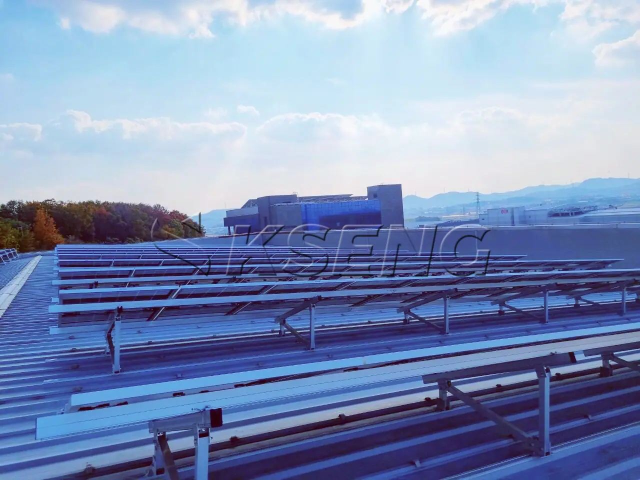 韩国彩钢瓦屋面光伏支架171KW
