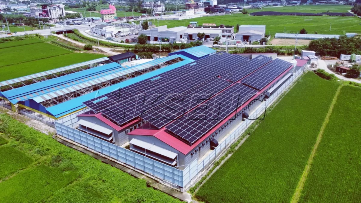 韩国彩钢瓦屋面光伏支架案例400KW