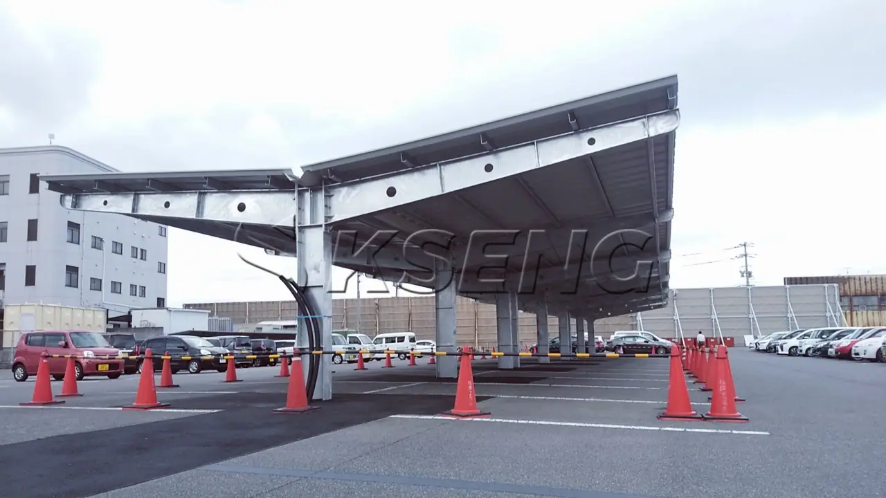 日本广岛车棚光伏支架130KW