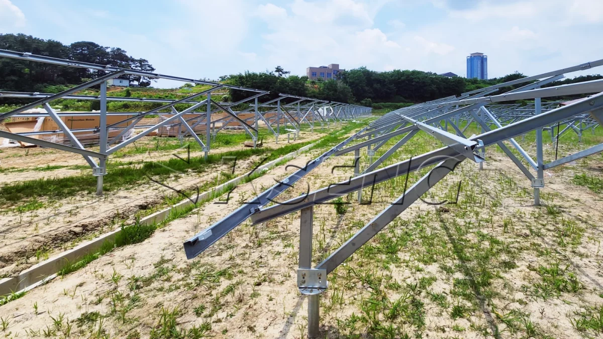 韩国锌铝镁地面光伏支架337KW