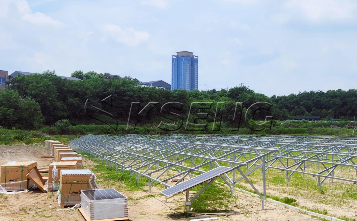 韩国锌铝镁地面光伏支架337KW