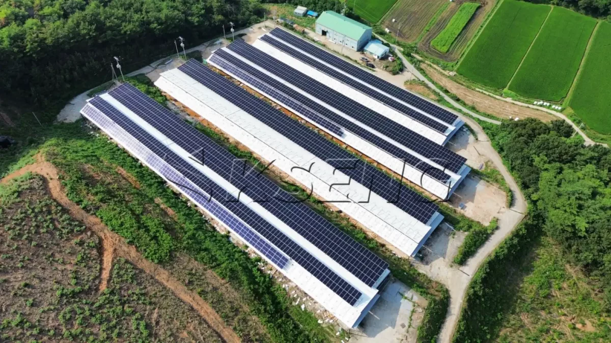 韩国铁皮屋顶光伏支架1.8MW