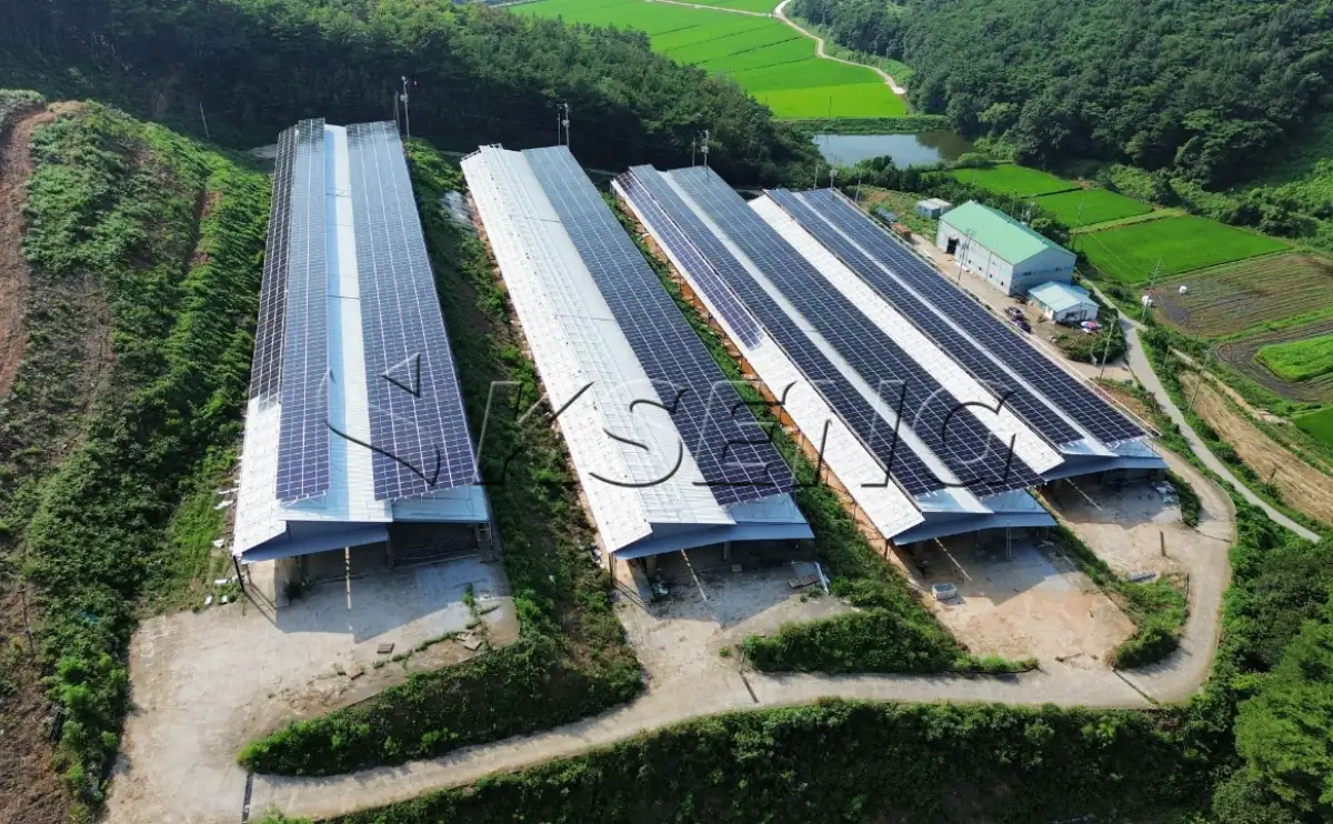 韩国铁皮屋顶光伏支架1.8MW