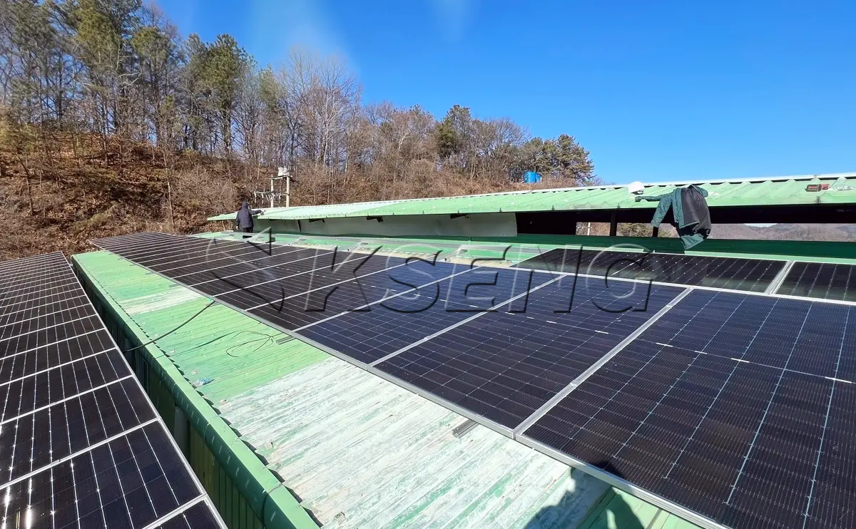 韩国彩钢瓦屋顶光伏支架2.68MW
