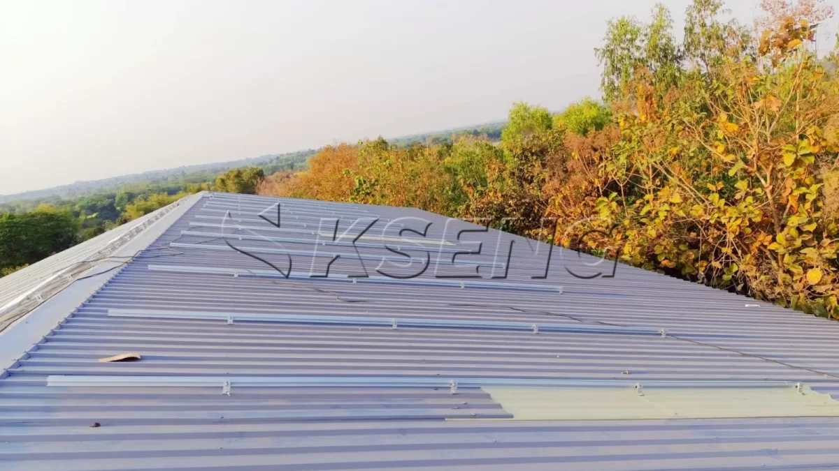 泰国彩钢瓦屋顶光伏支架405KW