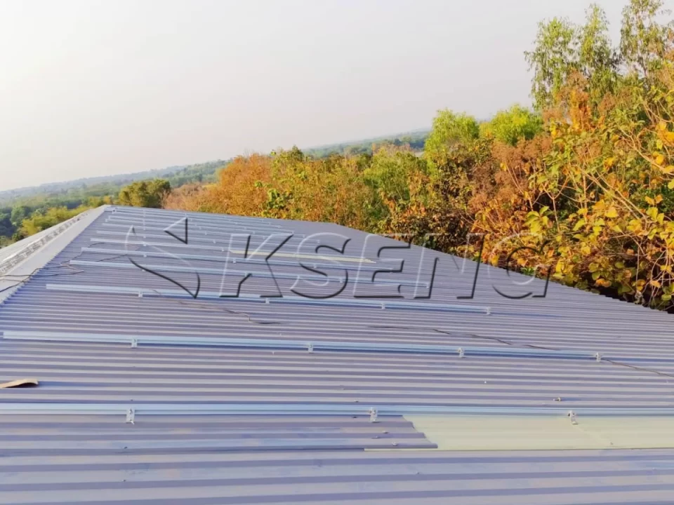 泰国彩钢瓦屋顶光伏支架405KW