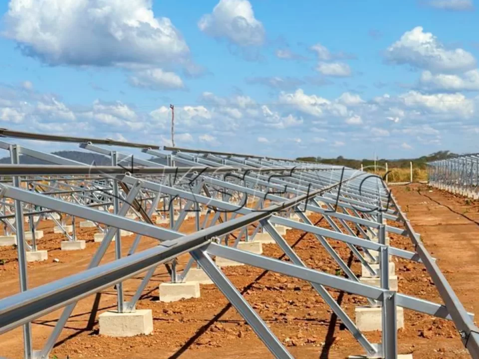 玻利维亚地面光伏支架2MW项目案例