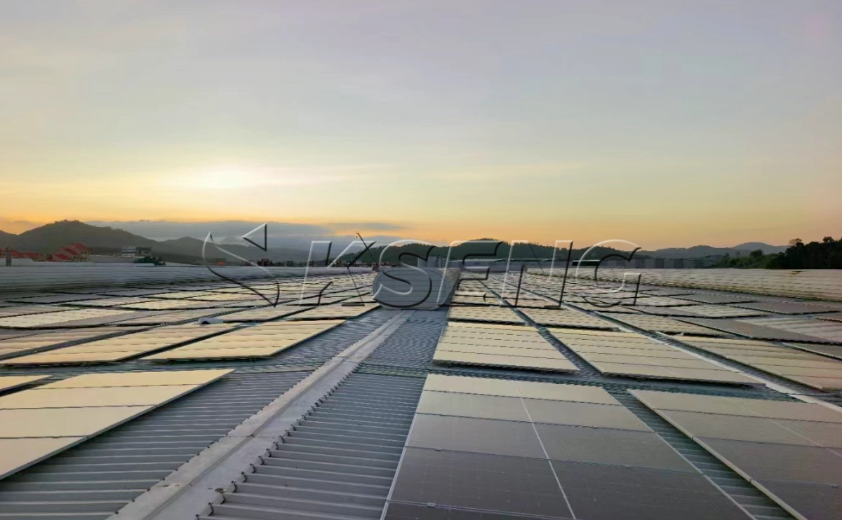 福建泉州彩钢瓦光伏支架3MW
