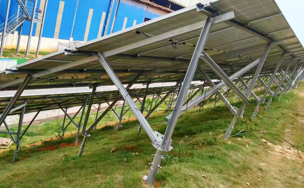 广东韶关地面光伏支架2MW