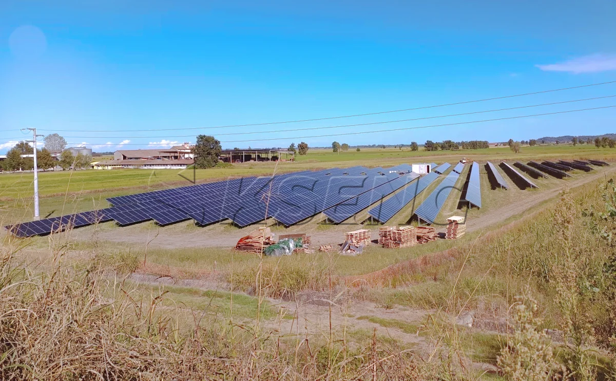 意大利锌铝镁光伏支架1MW