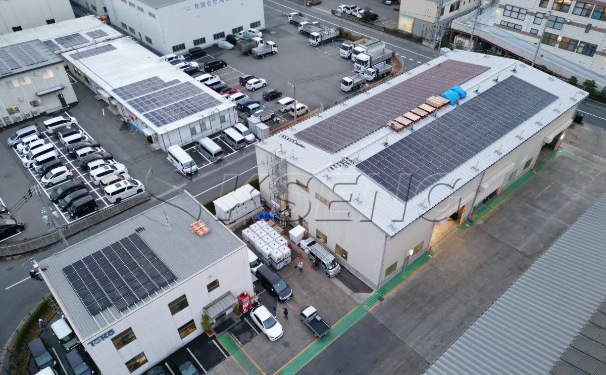日本彩钢瓦屋顶光伏支架166KW