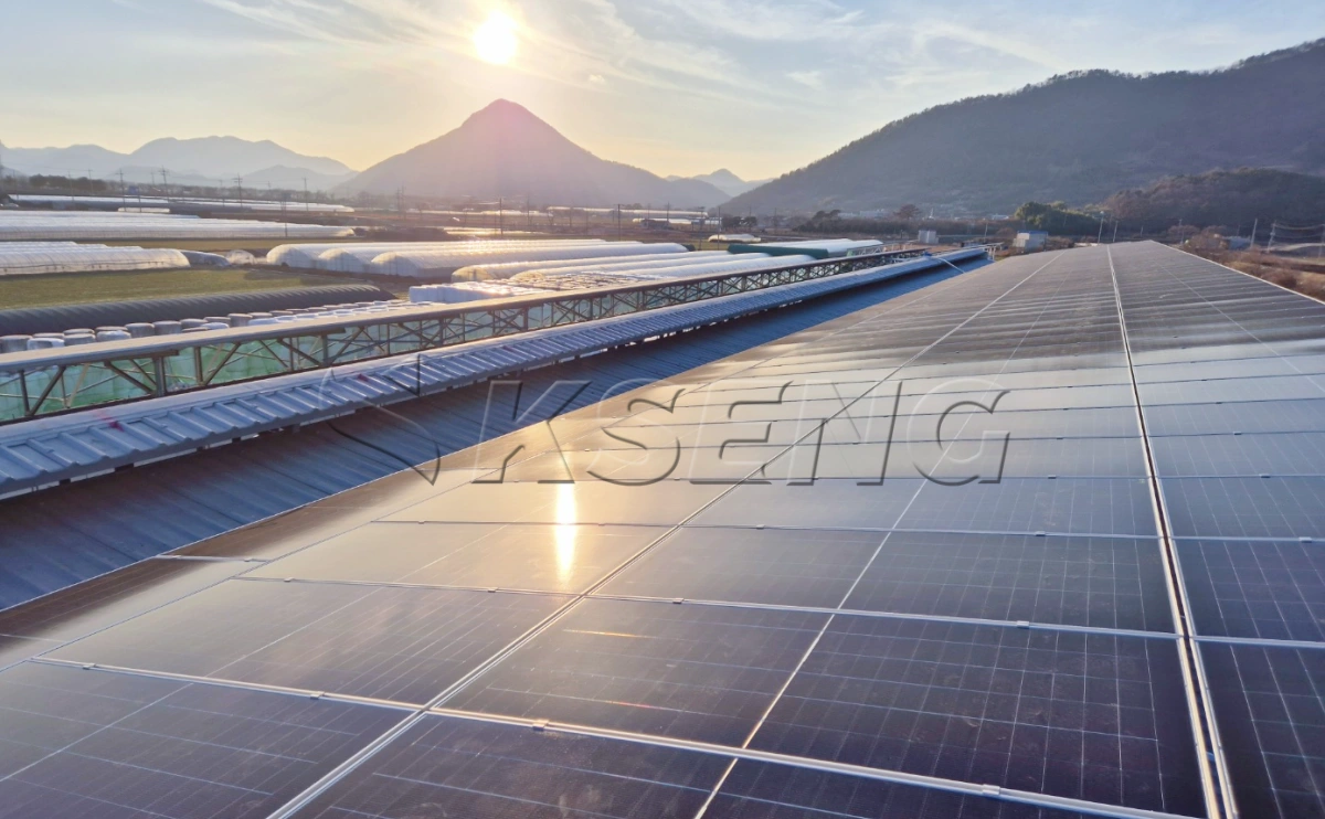 韩国庆南彩钢瓦光伏支架299KW