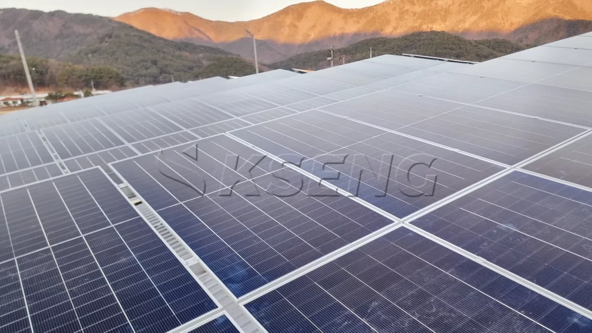 韩国庆南彩钢瓦光伏支架389KW