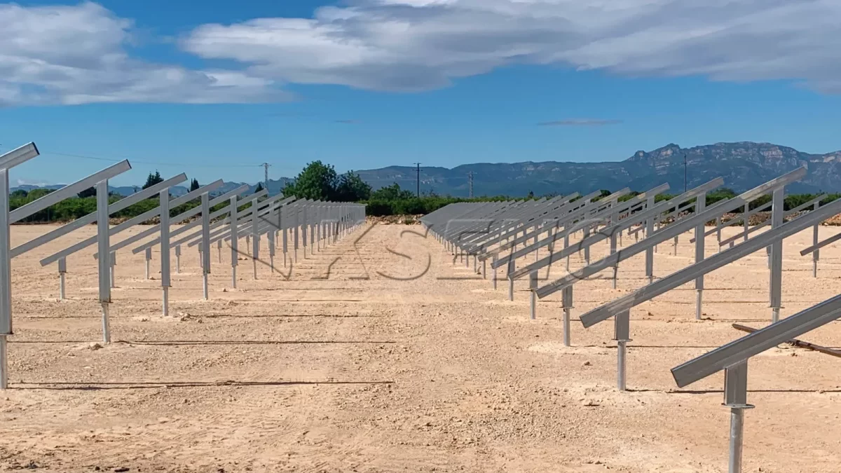 西班牙碳钢地面光伏支架7MW