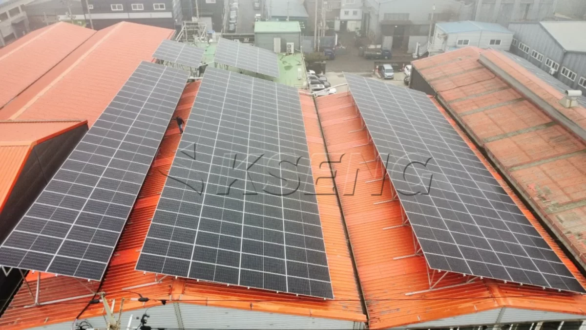 韩国仁川彩钢瓦光伏支架232KW