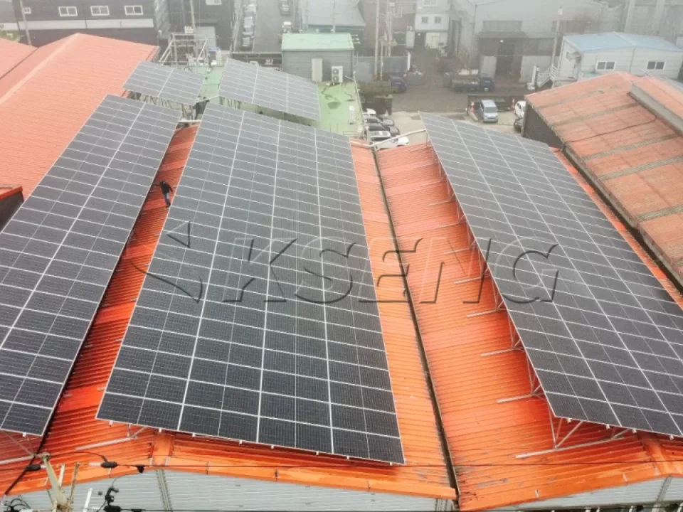 韩国仁川彩钢瓦光伏支架232KW