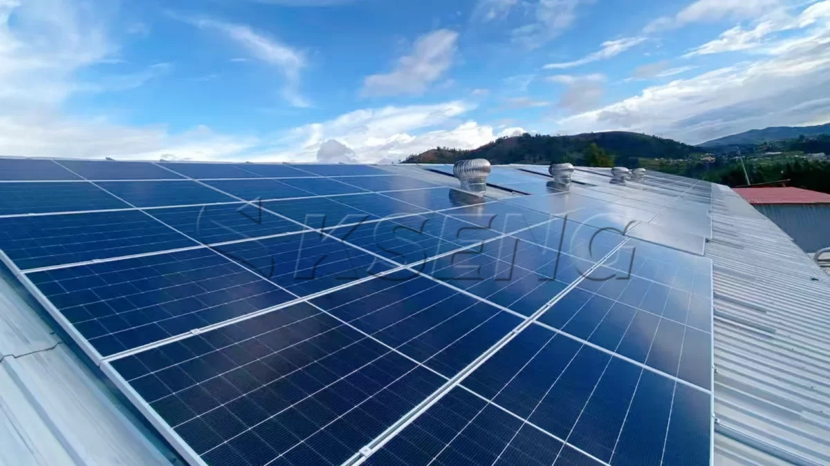 厄瓜多尔彩钢瓦光伏支架2MW