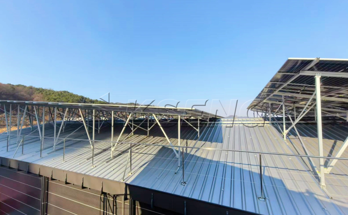 韩国忠南彩钢瓦光伏支架160KW